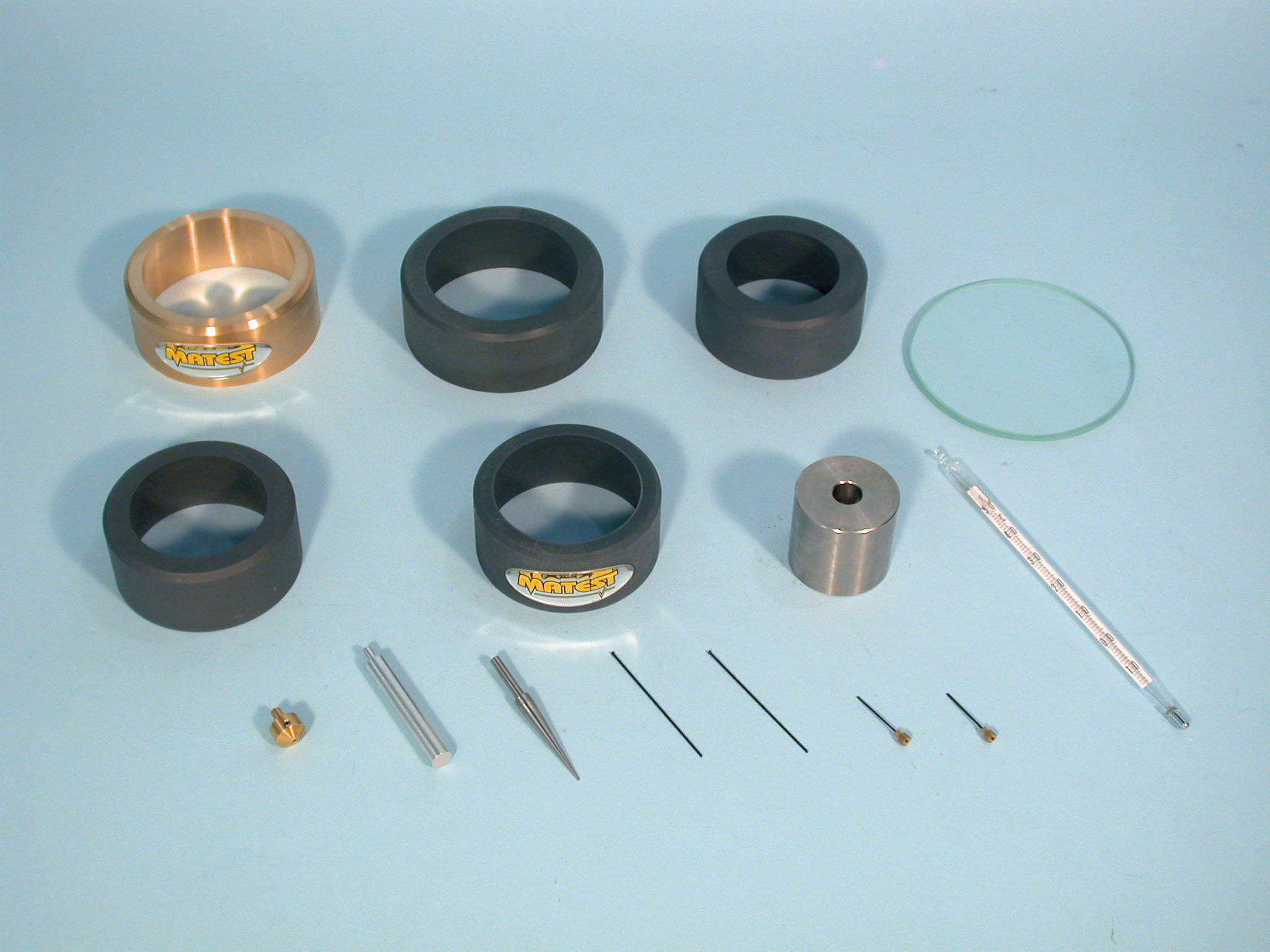 Weight 700 g, EN, NF