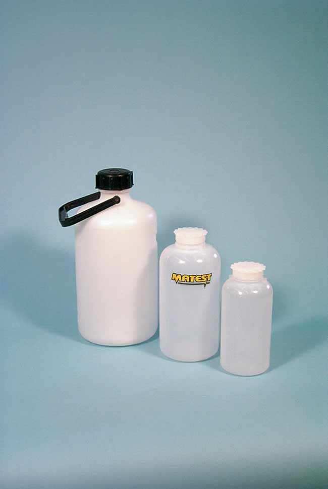 PLASTIC BOTTLES LT