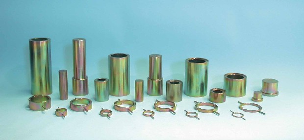 Set of 2 displacing collars for the strength of stabilized soil determination